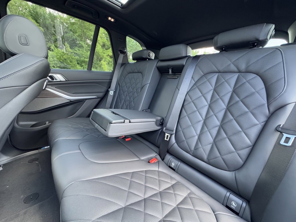 Used 2026 BMW X5 xDrive50e w/ Premium Package image 21