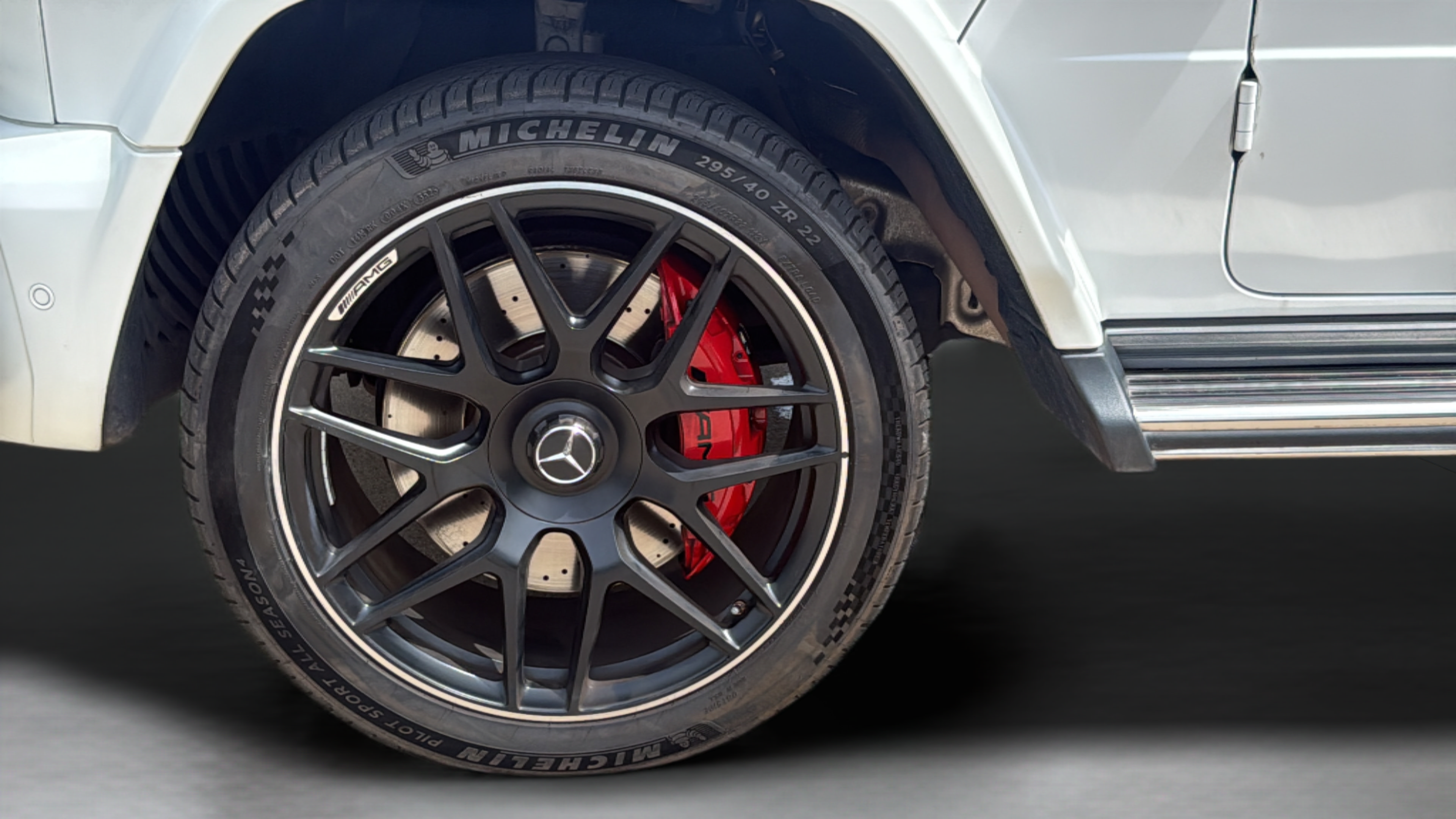 Certified 2021 Mercedes-Benz G 63 AMG 4MATIC image 37