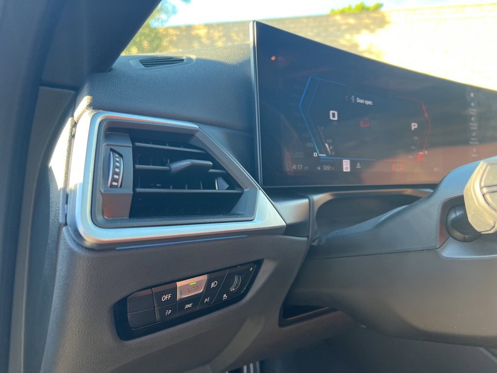 Used 2024 BMW M2 w/ Lighting Package image 10