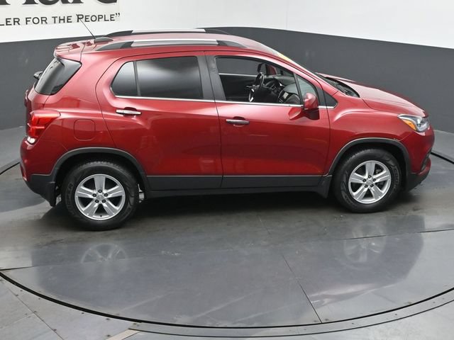 Used 2019 Chevrolet Trax LT w/ LT Convenience Package FWD image 43