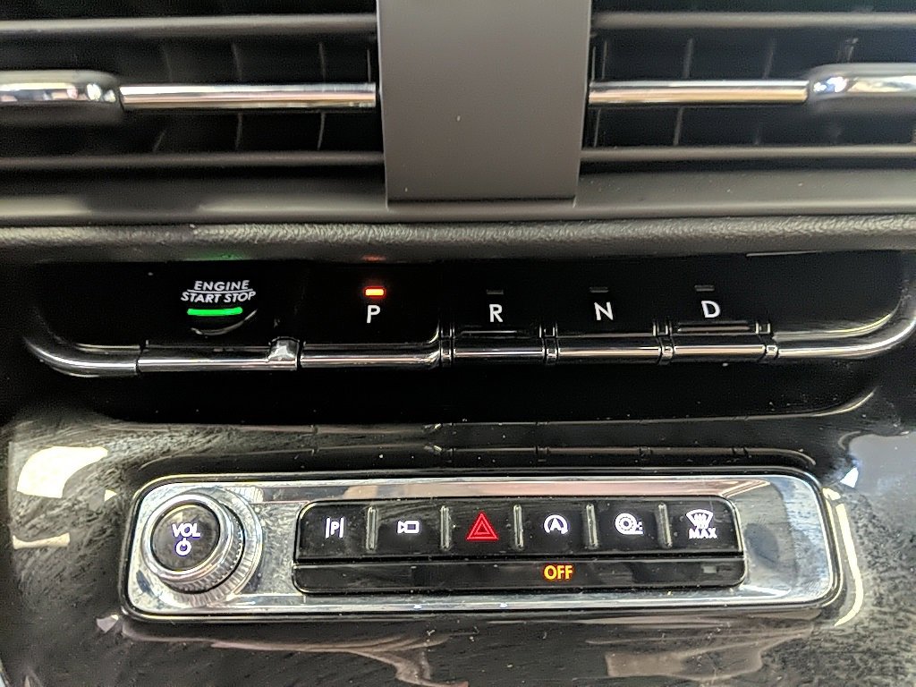 Certified 2023 Lincoln Corsair Reserve w/ Equipment Group 201A image 19