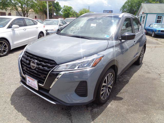Used 2024 Nissan Kicks SV FWD image 3
