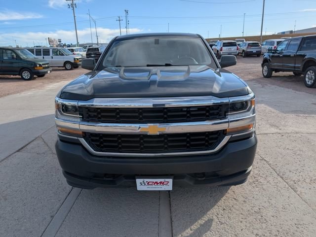 Used 2018 Chevrolet Silverado 1500 W/T w/ Trailering Package AWD/4WD image 2