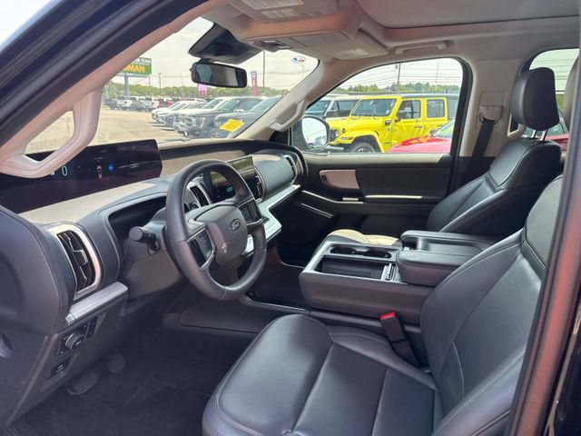 Used 2025 Ford Expedition Active AWD/4WD image 11