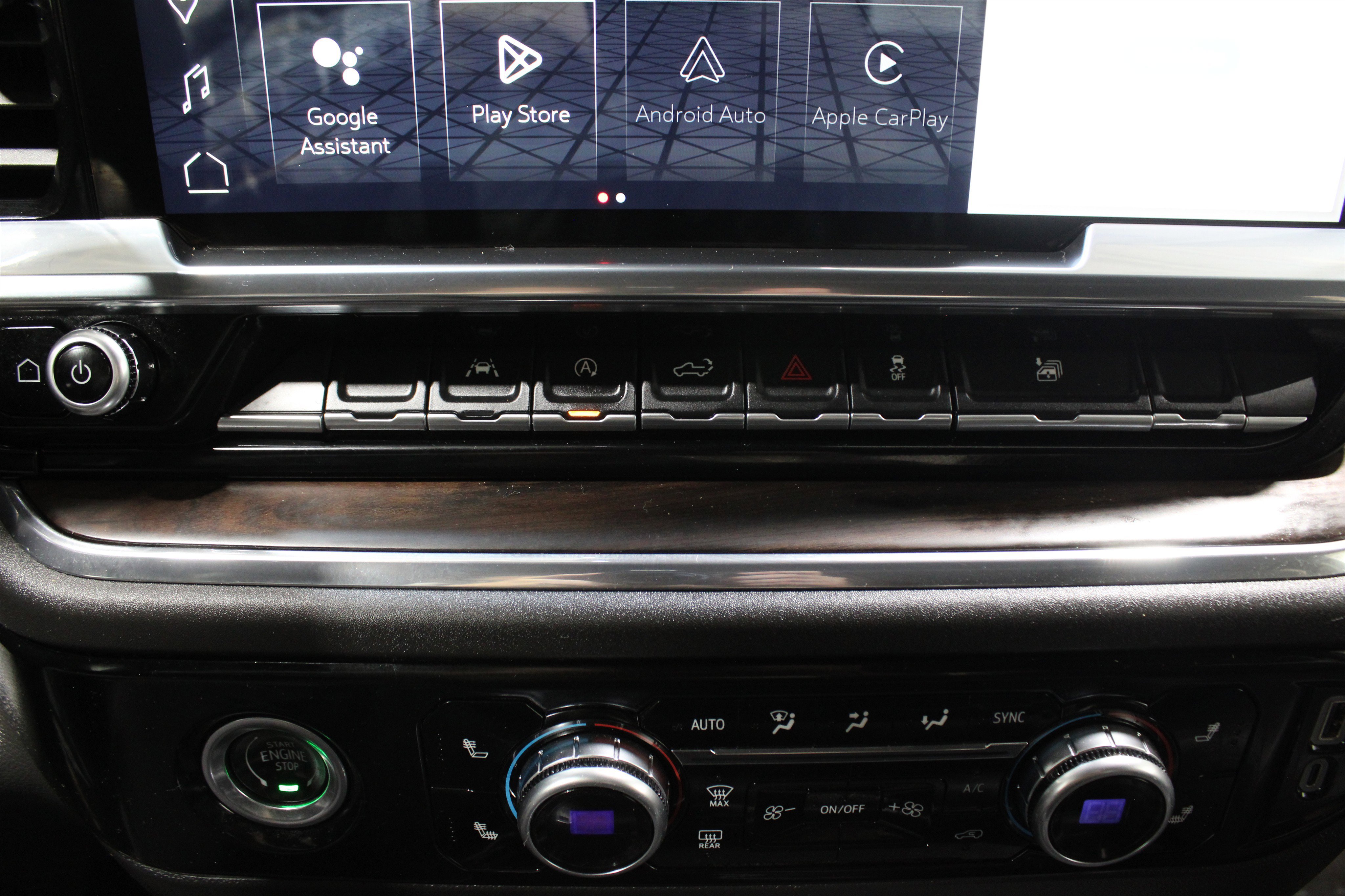 Used 2024 GMC Sierra 1500 SLT image 21