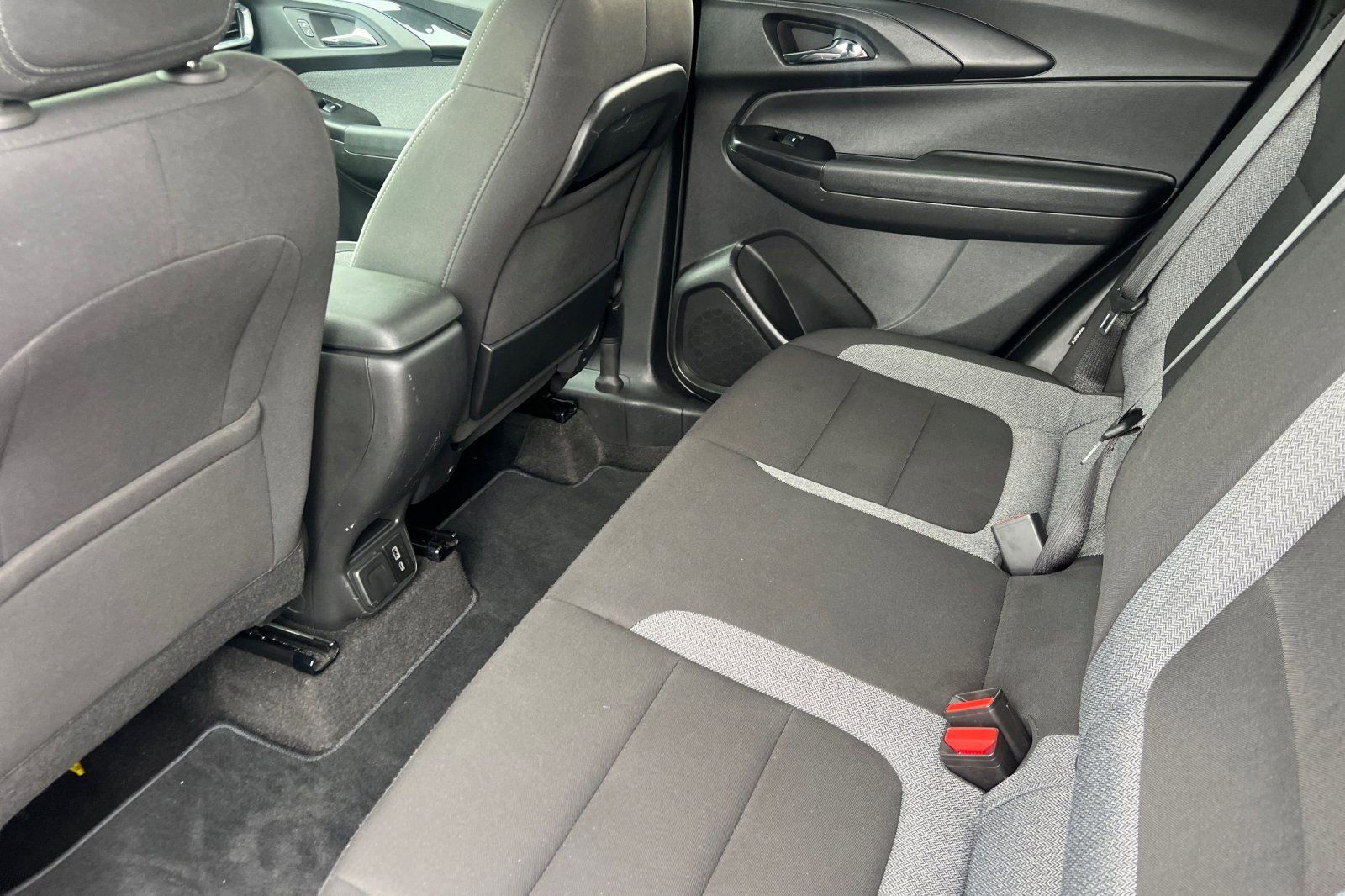 Used 2022 Chevrolet TrailBlazer LT w/ Convenience Package image 9