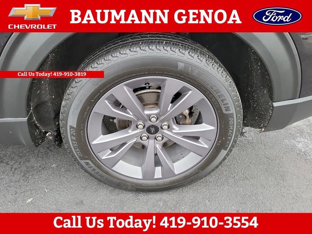 Used 2022 Ford Explorer XLT w/ Equipment Group 202A AWD/4WD image 28