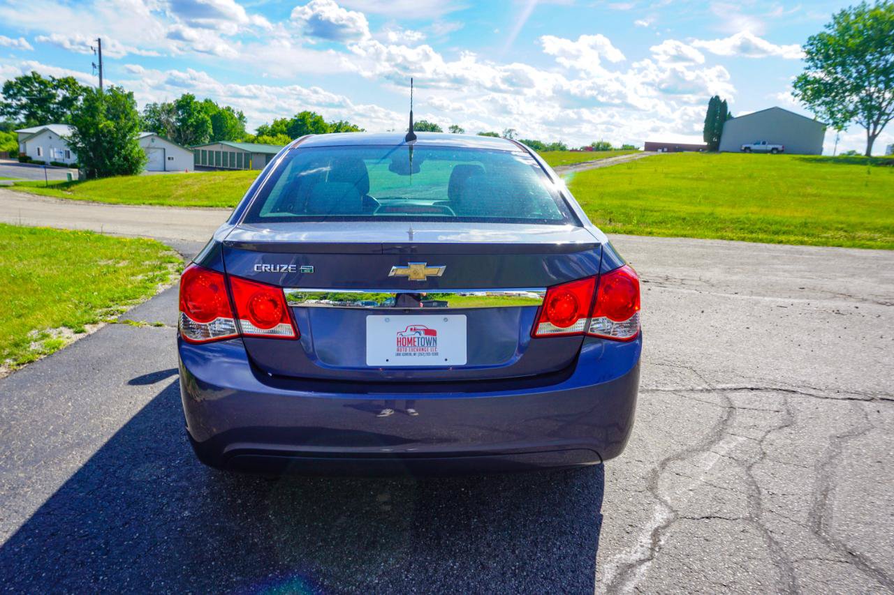 Used 2013 Chevrolet Cruze Eco FWD image 4