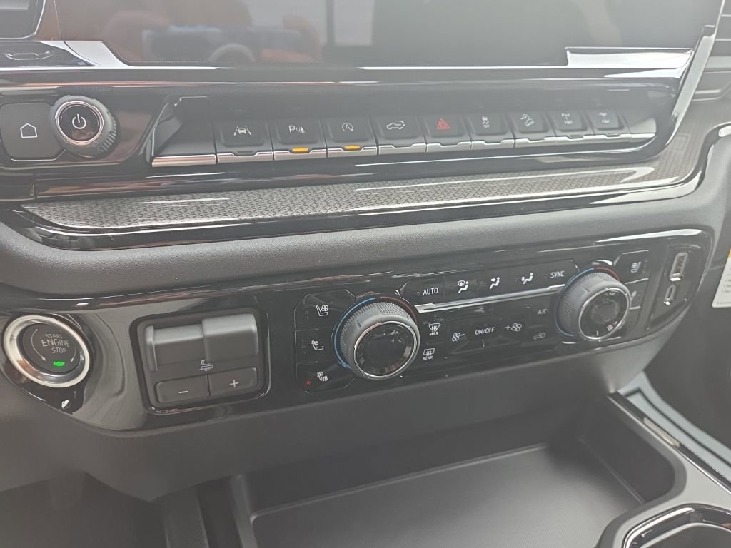 New 2026 Chevrolet Silverado 1500 ZR2 image 18