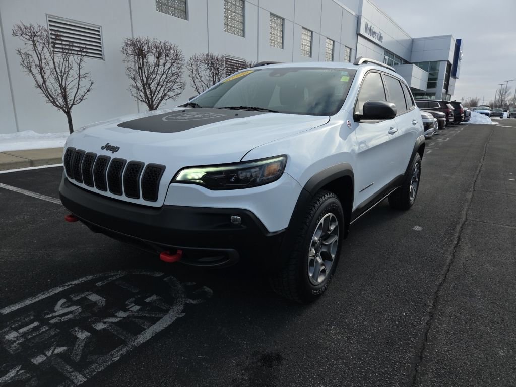 Used 2020 Jeep Cherokee Trailhawk w/ Technology Group image 47