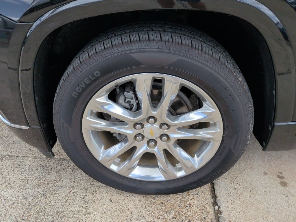 Used 2021 Chevrolet Traverse High Country w/ LPO, Floor Liner Package AWD/4WD image 52
