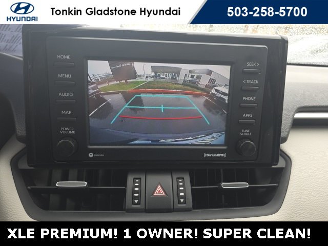 Used 2022 Toyota RAV4 XLE Premium image 17