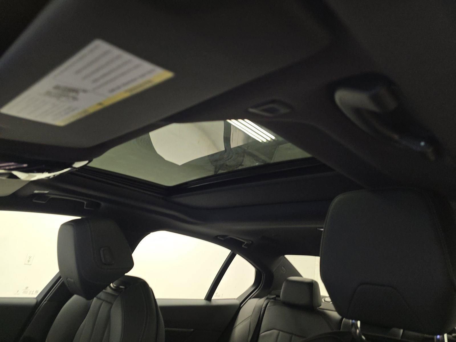 Used 2025 BMW 530i w/ M Sport Package image 21