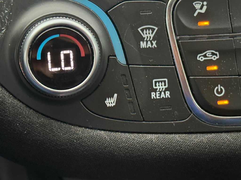 Used 2025 Chevrolet Malibu LT FWD image 29