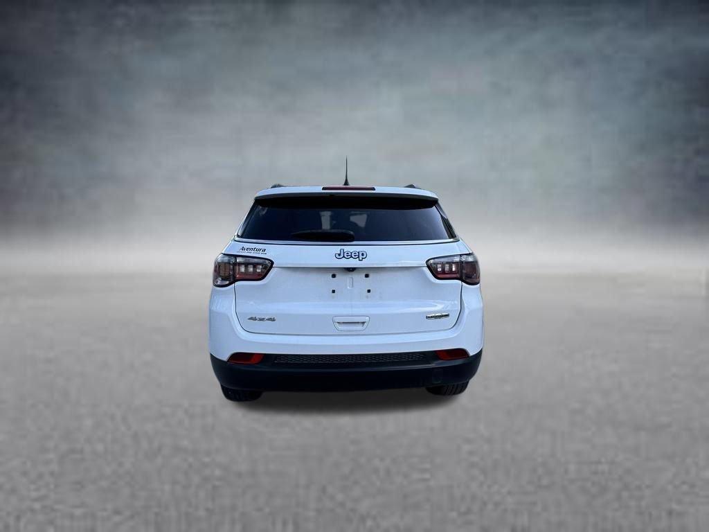 Certified 2022 Jeep Compass Latitude AWD/4WD image 6