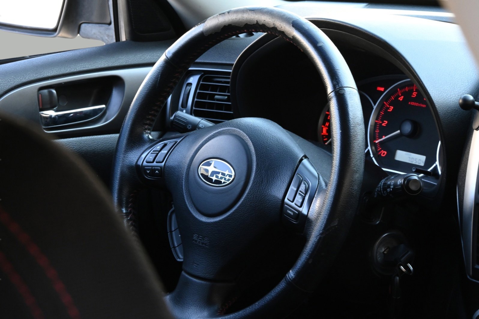 Used 2014 Subaru Impreza WRX Hatchback AWD/4WD image 25