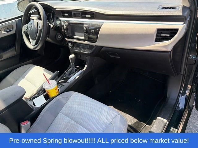 Used 2016 Toyota Corolla LE FWD image 12