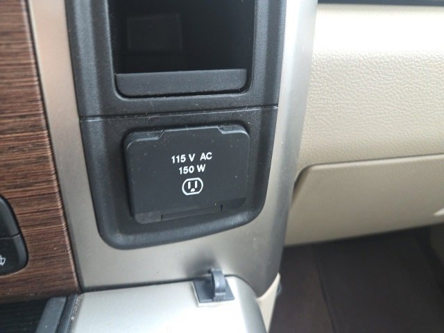 Used 2017 RAM 1500 Laramie w/ Convenience Group image 9