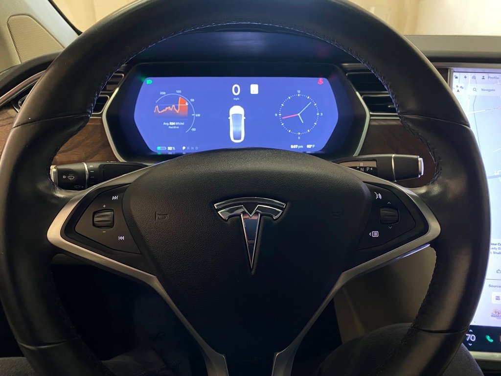 Used 2018 Tesla Model X AWD/4WD image 26