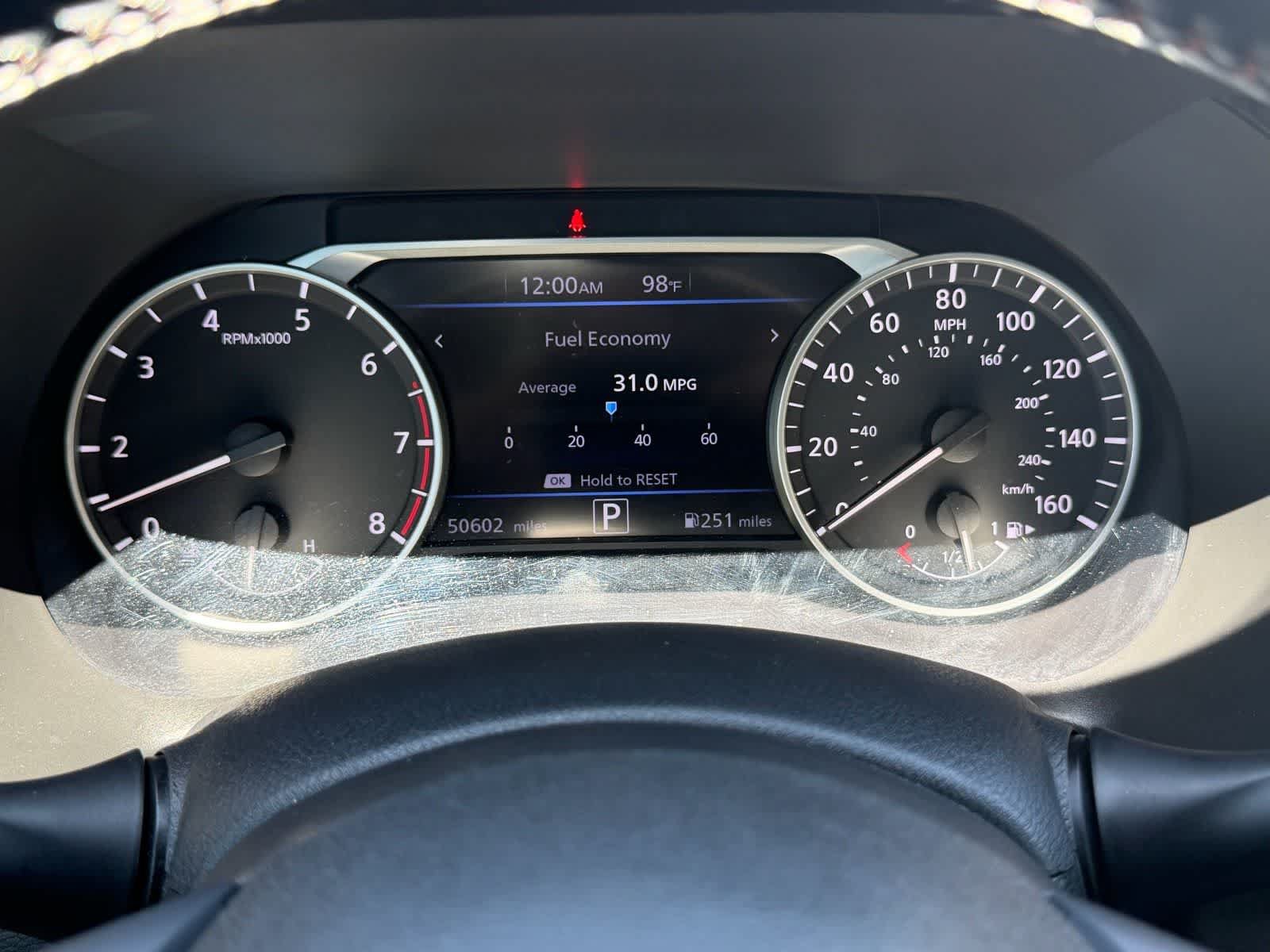 Used 2022 Nissan Sentra SR w/ SR Premium Package FWD image 12