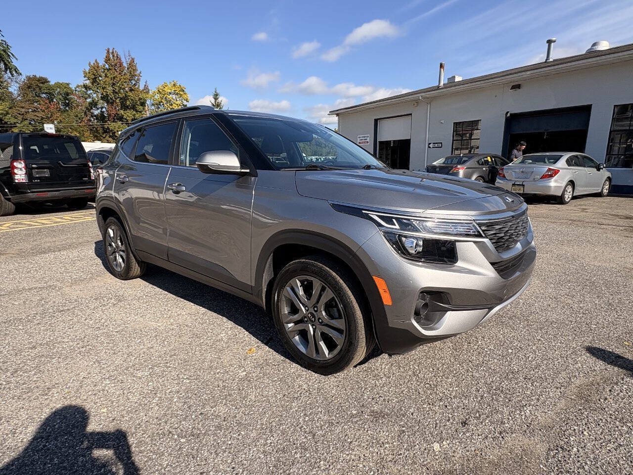 Used 2021 Kia Seltos S FWD image 5