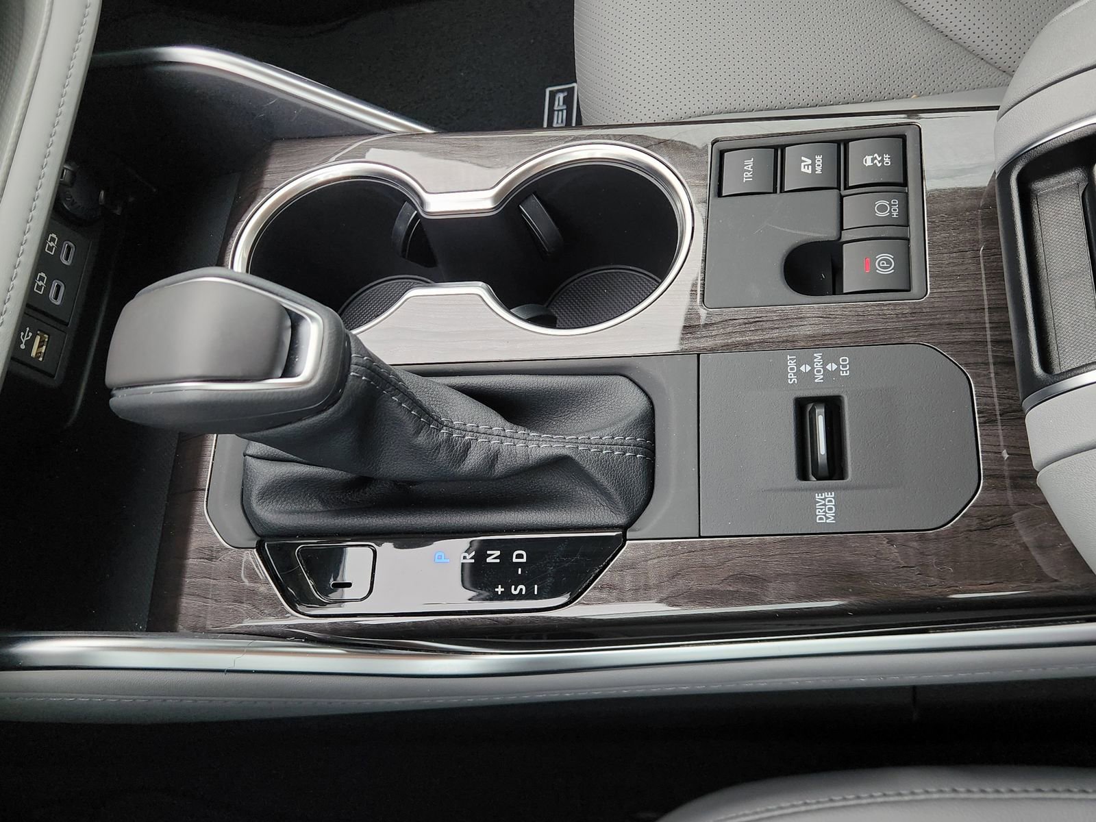 New 2026 Toyota Highlander Limited image 21
