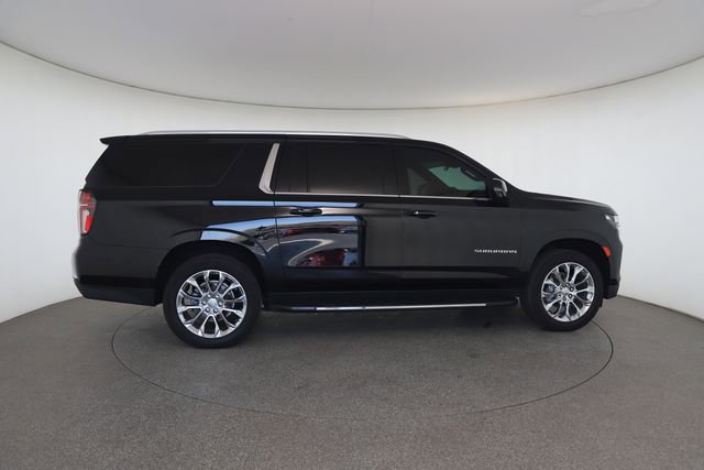 Used 2023 Chevrolet Suburban LT w/ LT Signature Plus Package AWD/4WD image 22