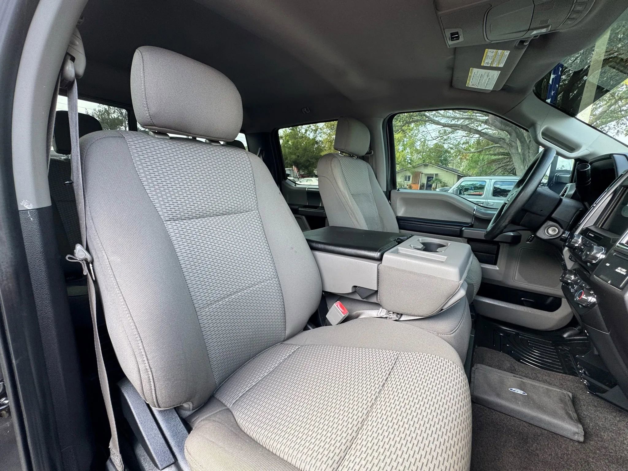 Used 2018 Ford F250 XLT w/ XLT Premium Package image 19