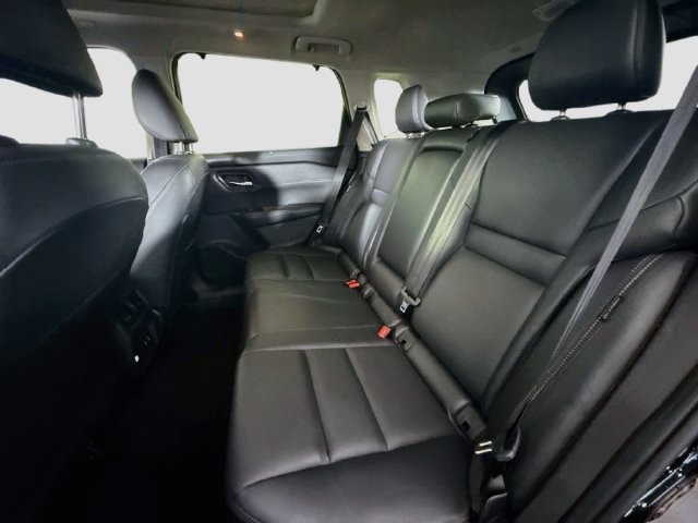Used 2025 Nissan Rogue SL w/ SL Premium Package AWD/4WD image 24