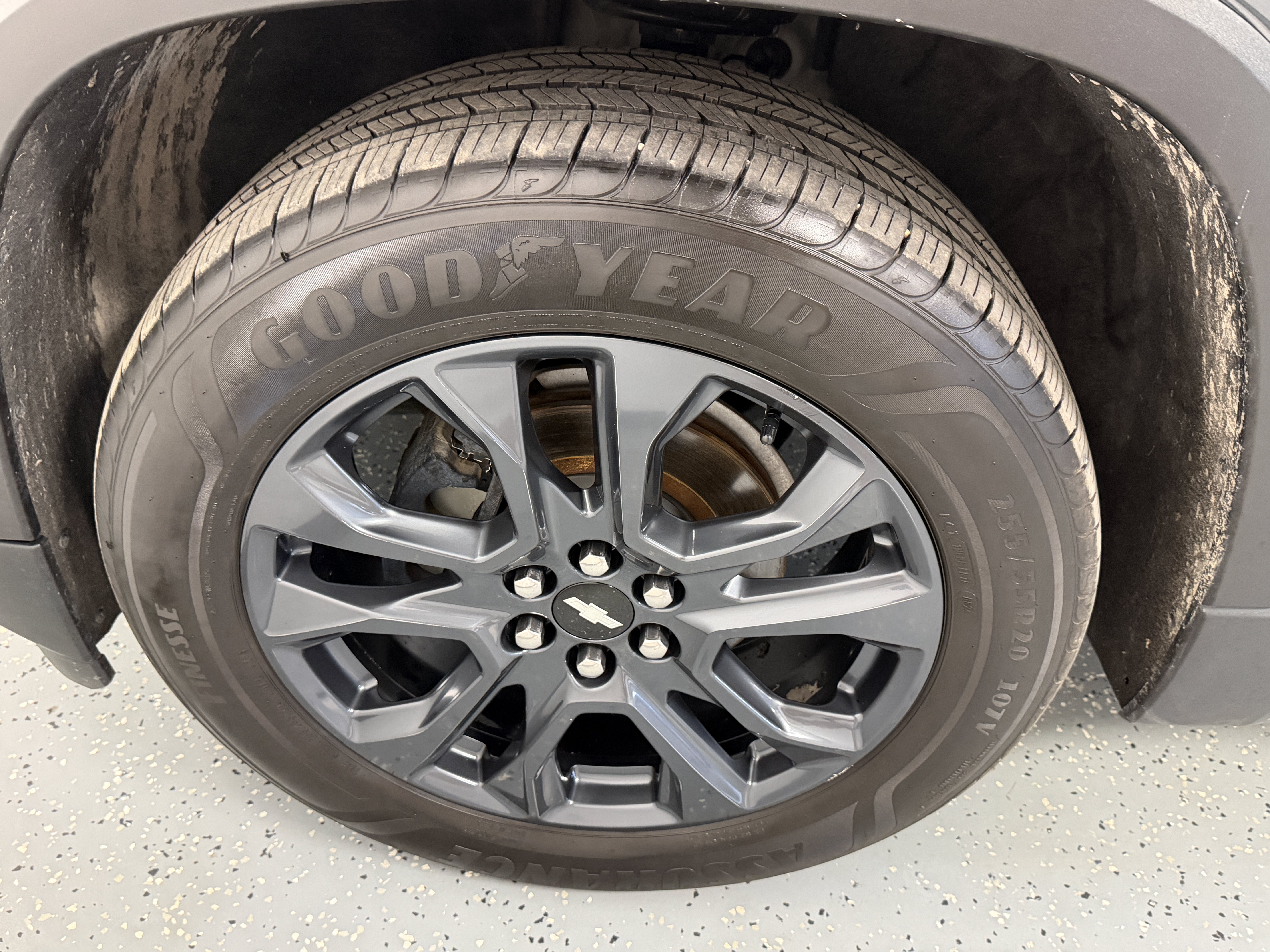 Used 2020 Chevrolet Traverse RS FWD image 32