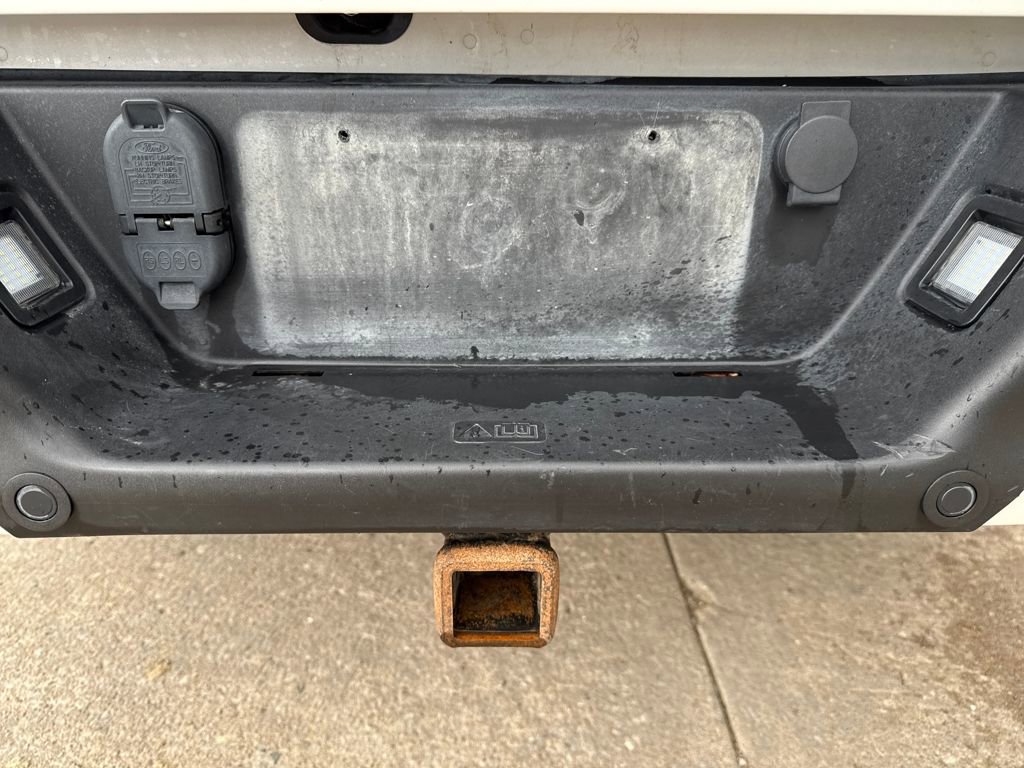 Used 2019 Ford F150 Platinum w/ Equipment Group 701A Luxury image 32