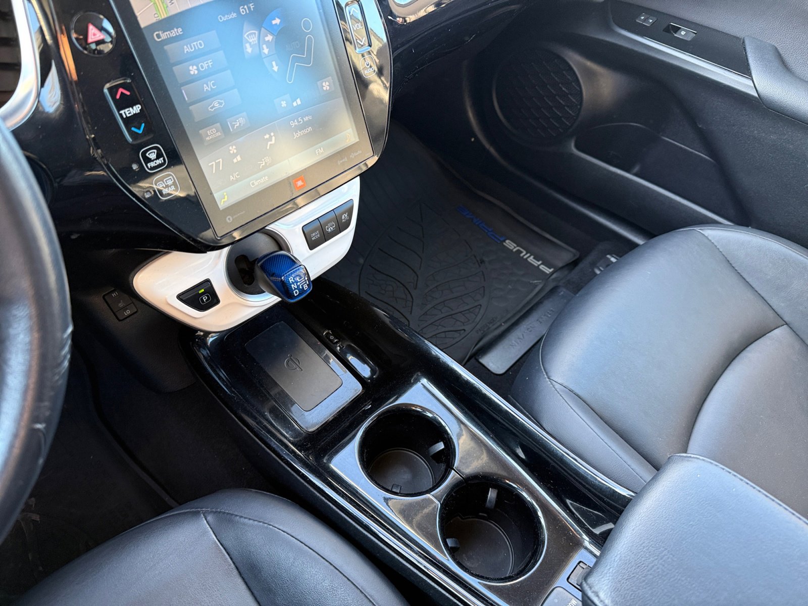 Used 2017 Toyota Prius Prime Advanced image 13