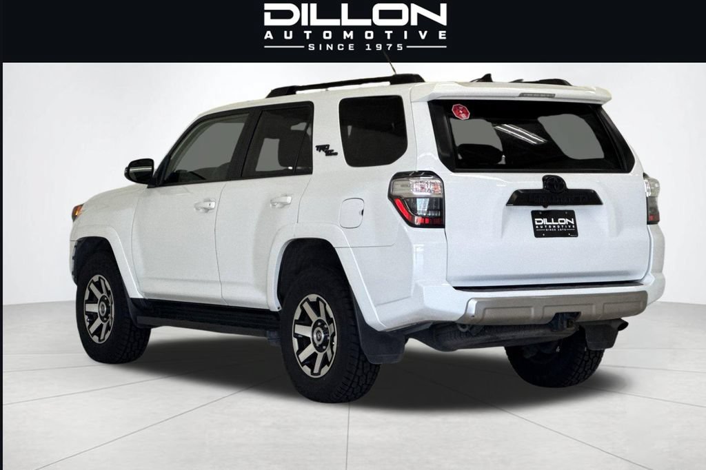 Used 2021 Toyota 4Runner TRD Off-Road Premium AWD/4WD image 6