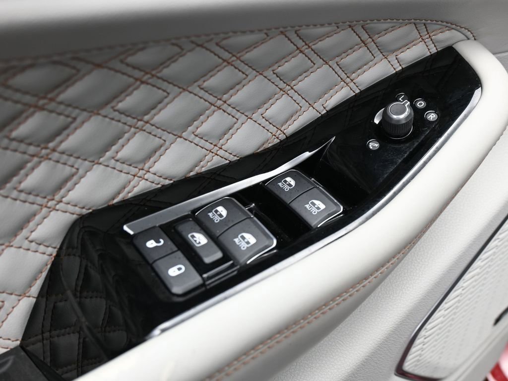 Used 2023 Jeep Grand Cherokee L Summit w/ Luxury Tech Group V image 33