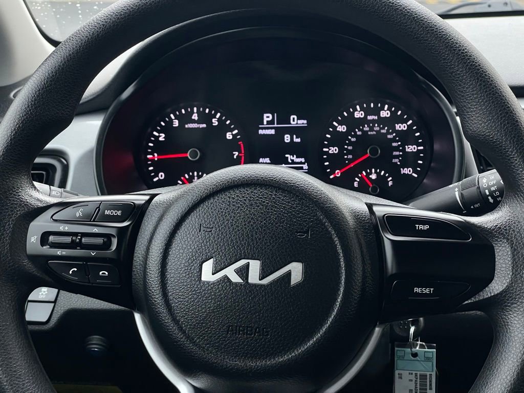 Used 2022 Kia Rio LX image 12