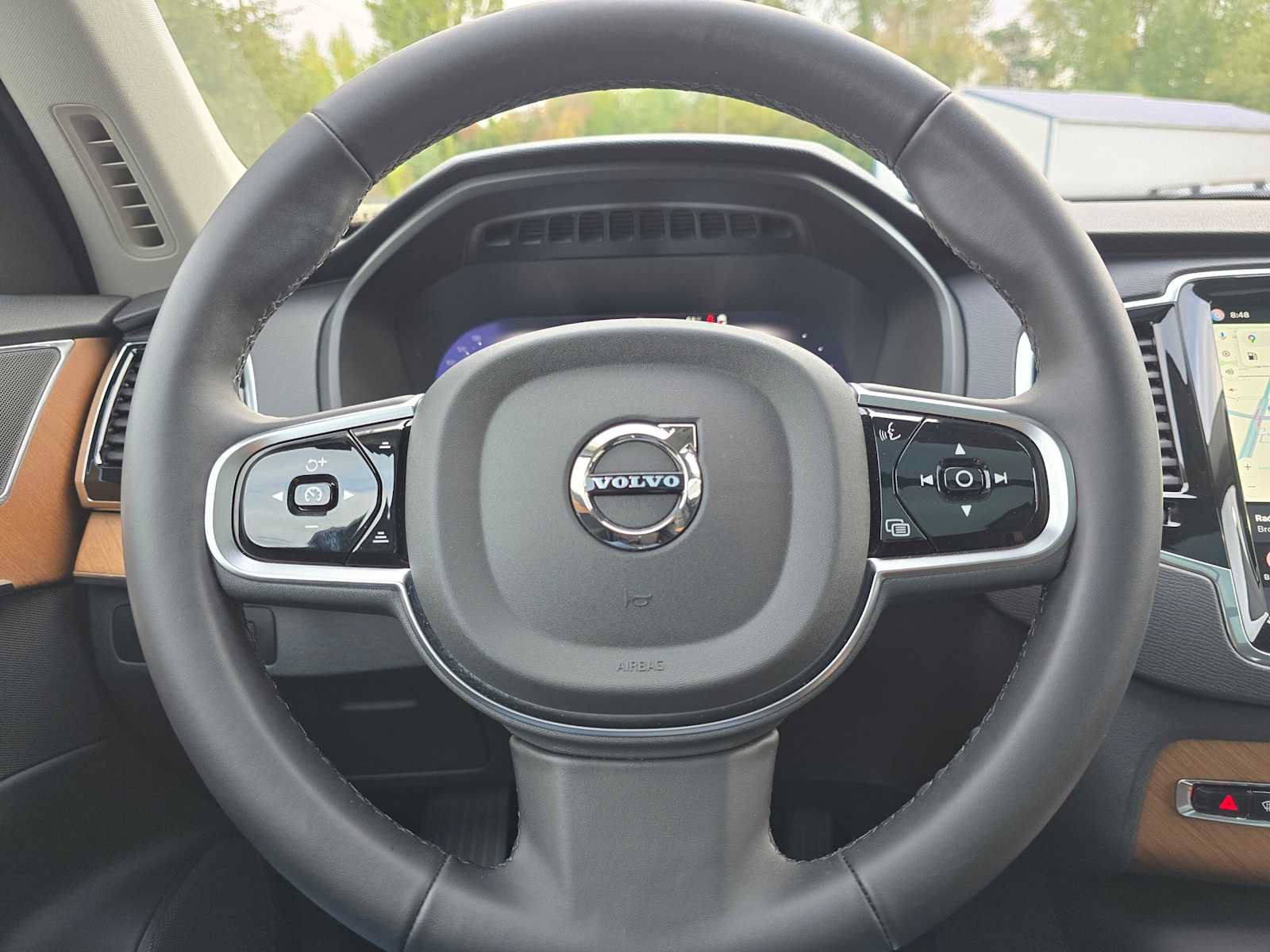 Certified 2025 Volvo XC90 T8 Plus w/ Protection Package Premier AWD/4WD image 26