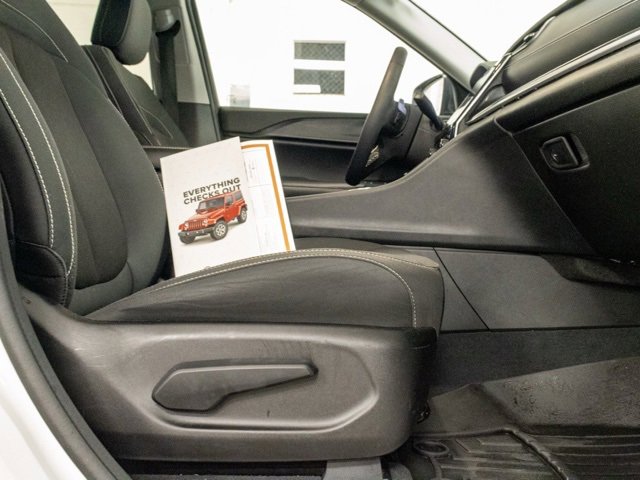 Certified 2023 Jeep Grand Cherokee Laredo w/ Luxury Tech Group I image 5