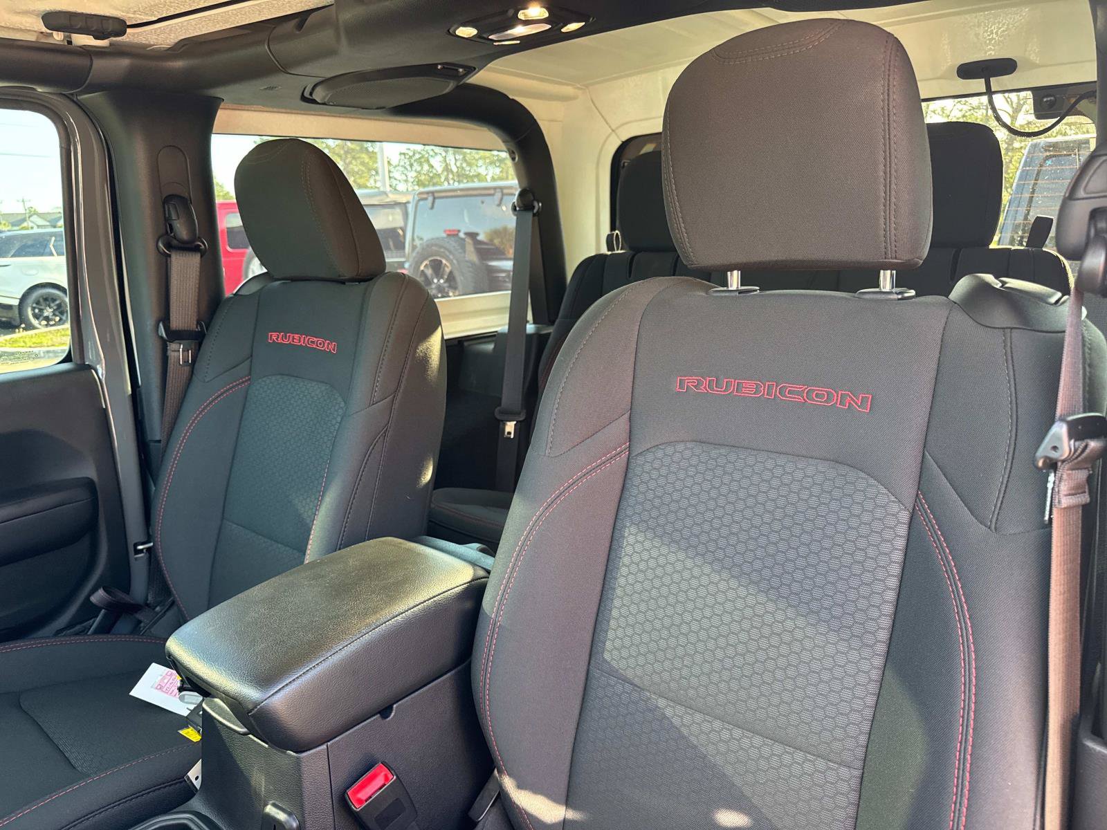 Used 2019 Jeep Wrangler Rubicon w/ Steel Bumper Group AWD/4WD image 15