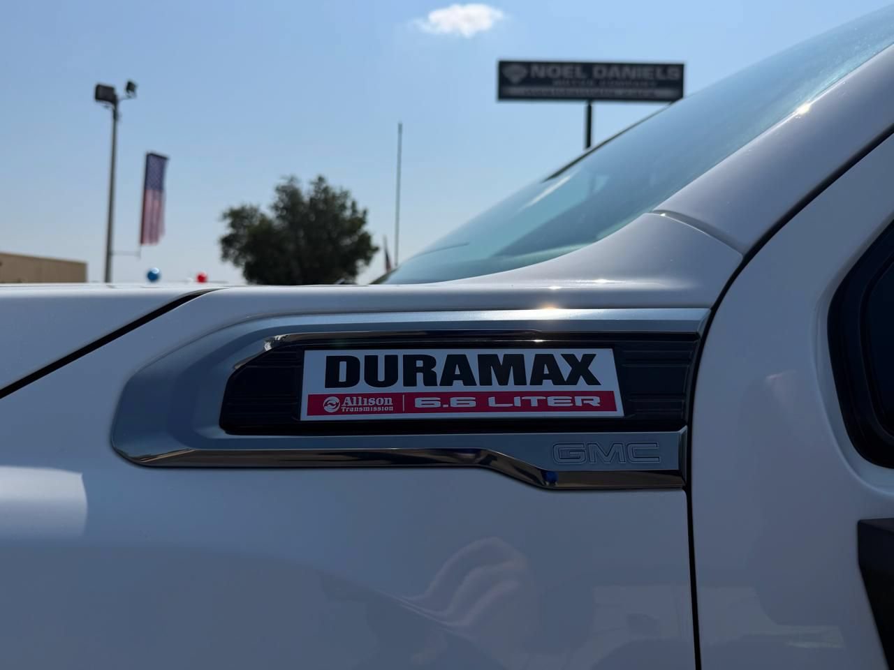 Used 2020 GMC Sierra 2500 AT4 w/ AT4 Premium Package AWD/4WD image 10