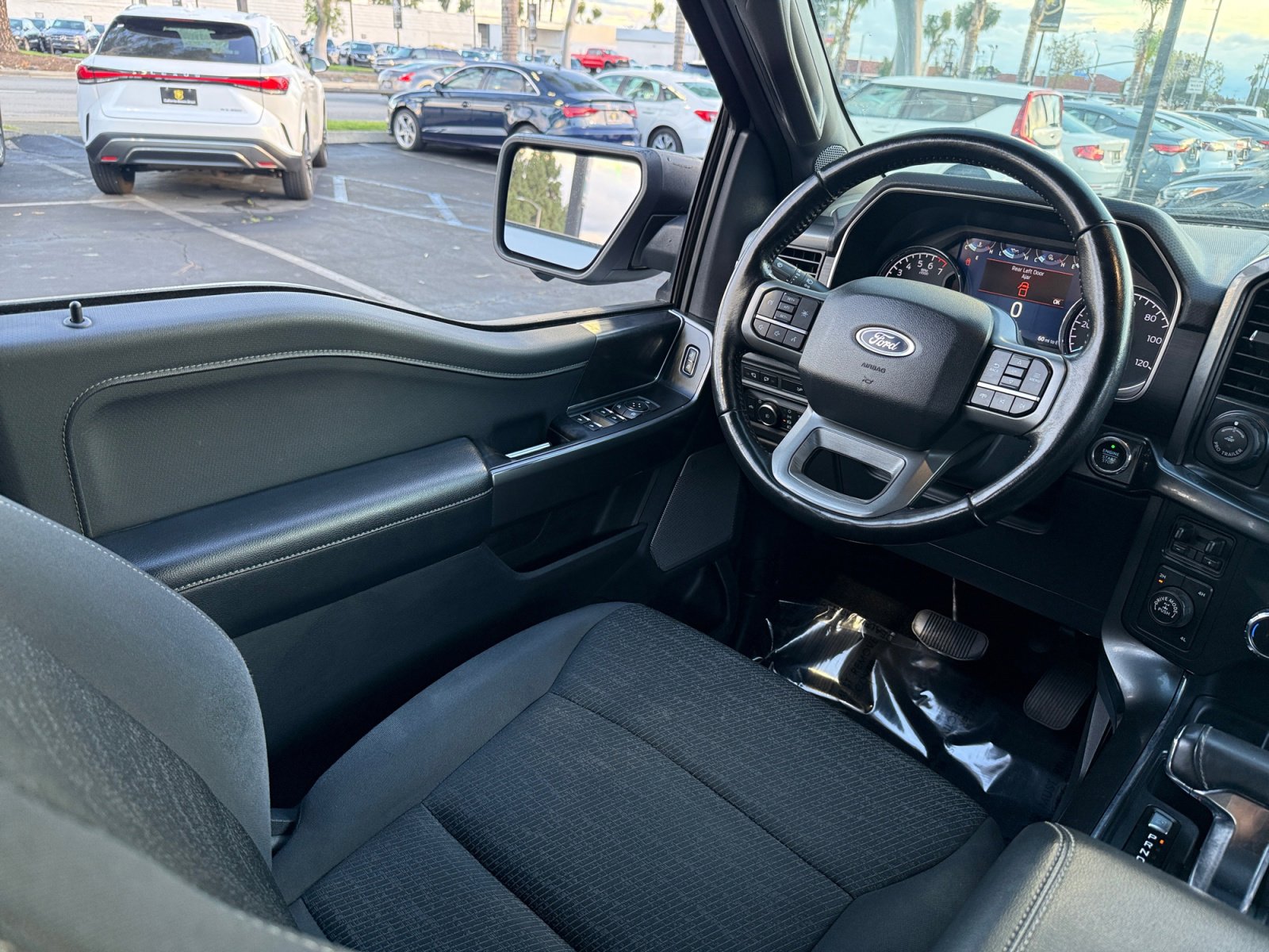 Used 2022 Ford F150 XLT w/ Equipment Group 302A High image 15