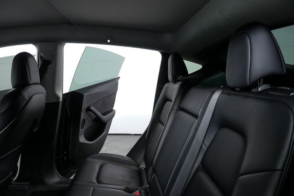 Used 2021 Tesla Model Y Performance image 19