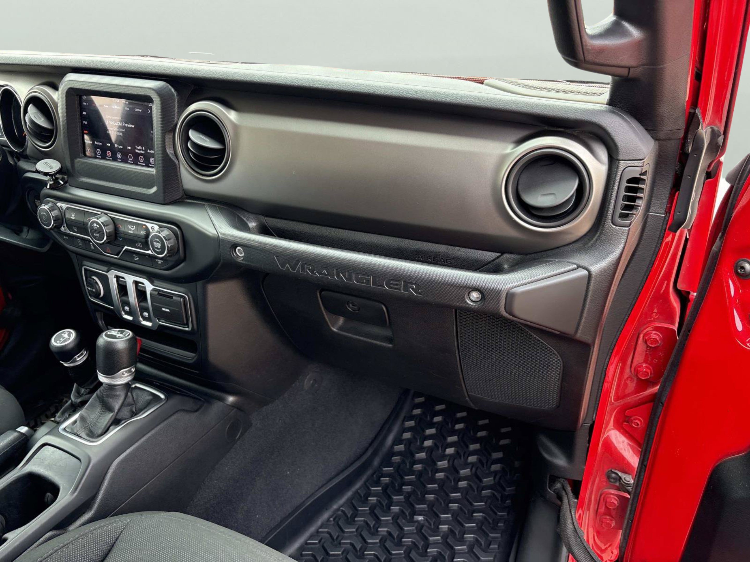 Used 2020 Jeep Wrangler Sport AWD/4WD image 11
