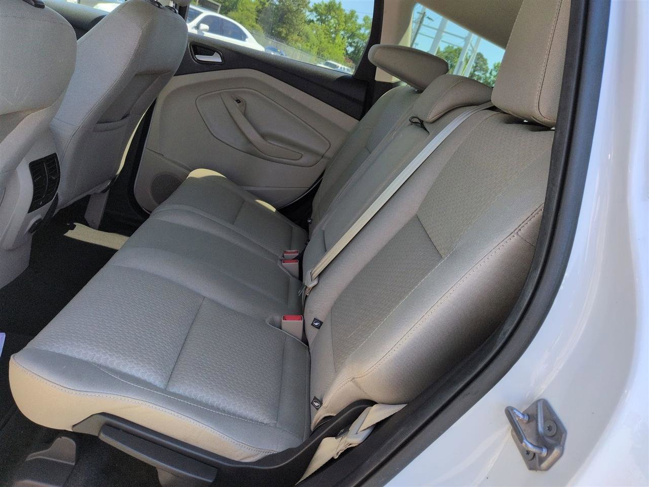 Used 2017 Ford Escape SE FWD image 28