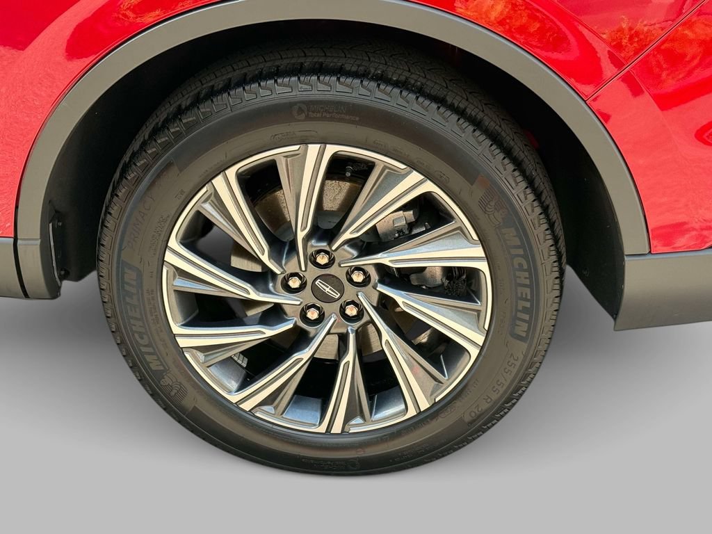 Used 2026 Lincoln Aviator AWD image 13
