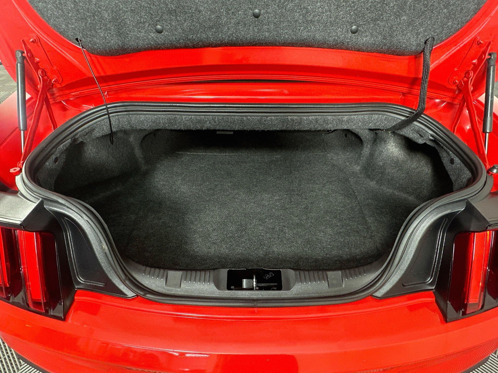 Used 2017 Ford Mustang Premium RWD image 25