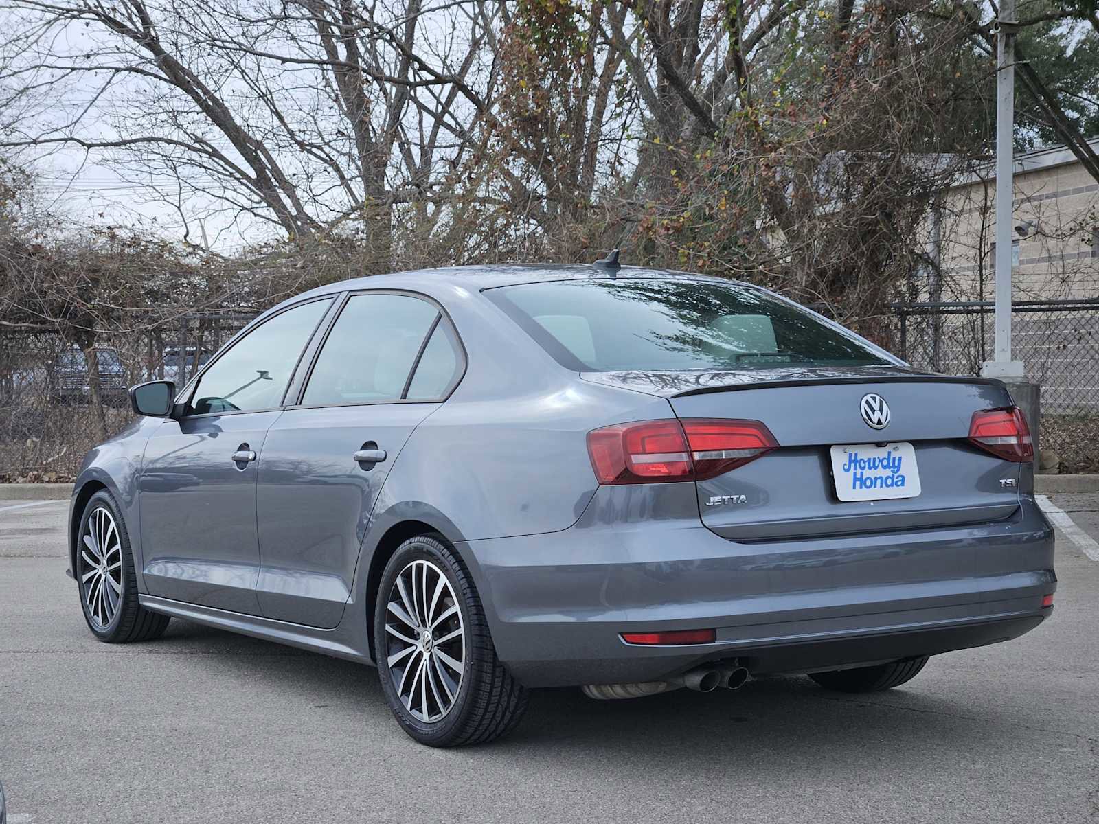 Used 2016 Volkswagen Jetta Sport image 5