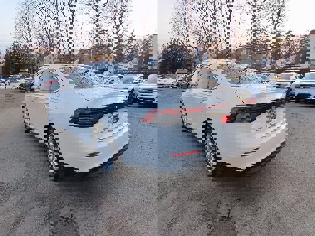 Certified 2023 Honda Accord LX image 4