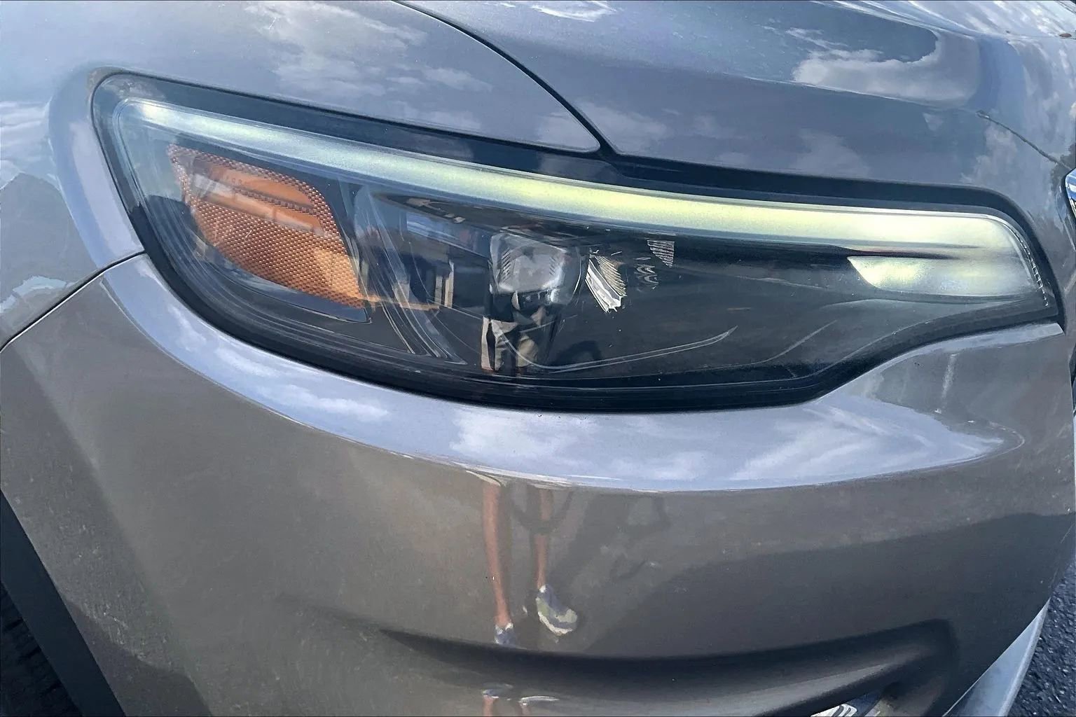 Used 2019 Jeep Cherokee Limited image 30