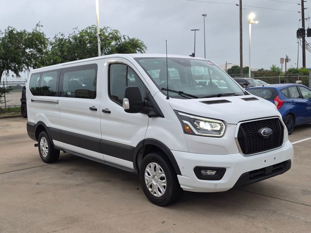 Used 2023 Ford Transit 350 XLT RWD image 3