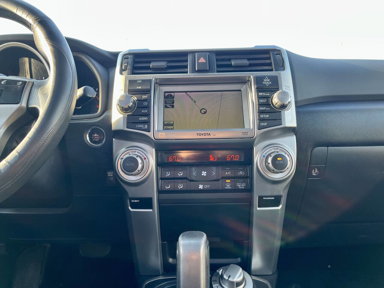 Used 2011 Toyota 4Runner Limited image 12